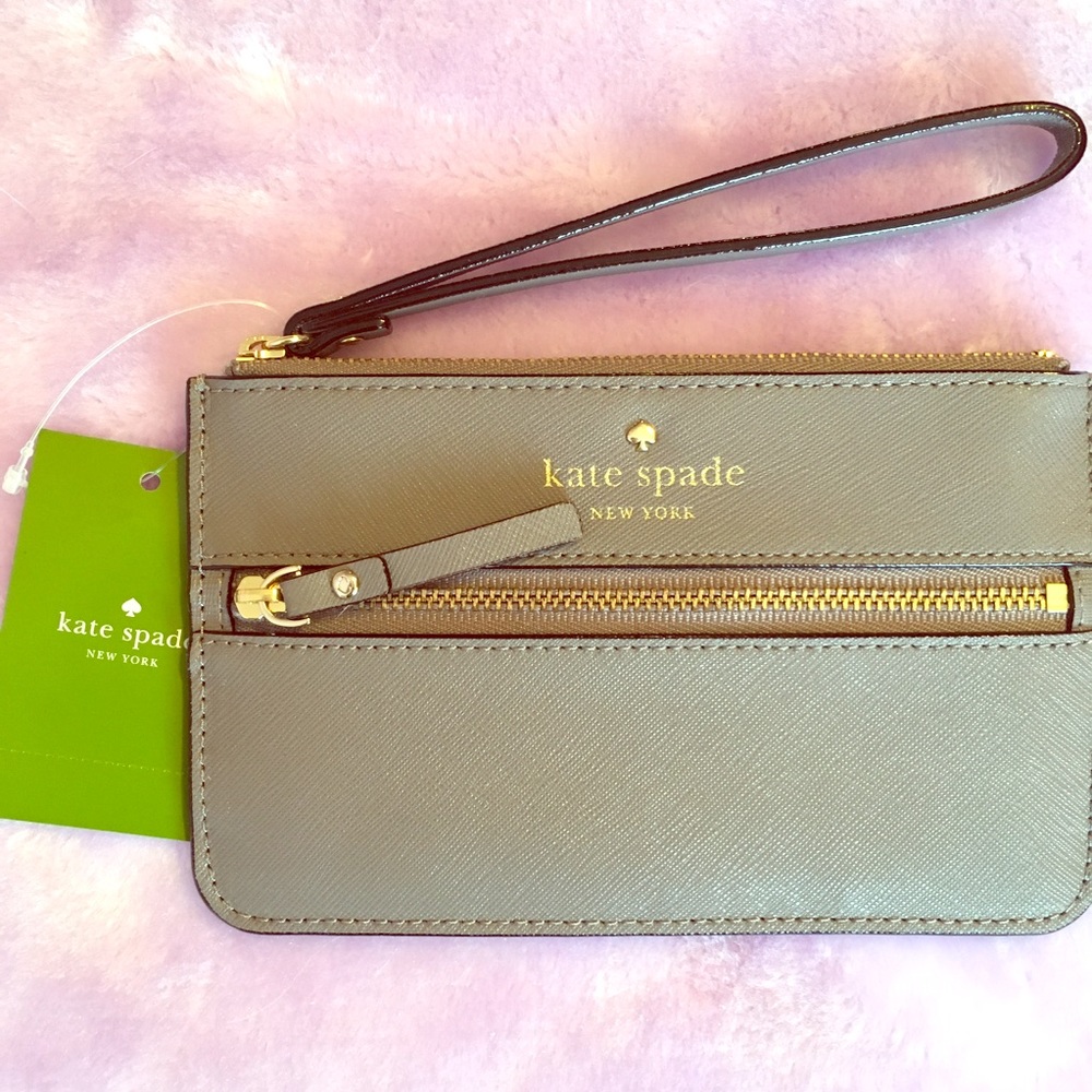 NWT Kate Spade Mikas Pond Bee Wristlet